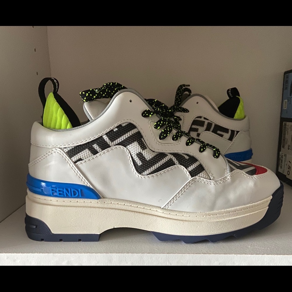 Women Fendi Sneakers - Picture 6 of 8